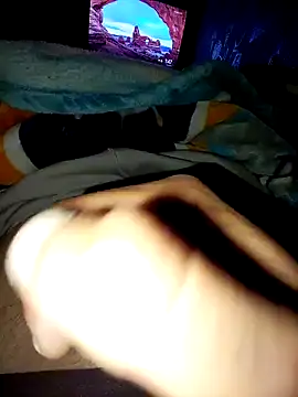 Snapshot of slawlargo01 chatting on February 4, 2026, 7:47 am slawlargo01 online show from February 4, 2026, 7:47 am