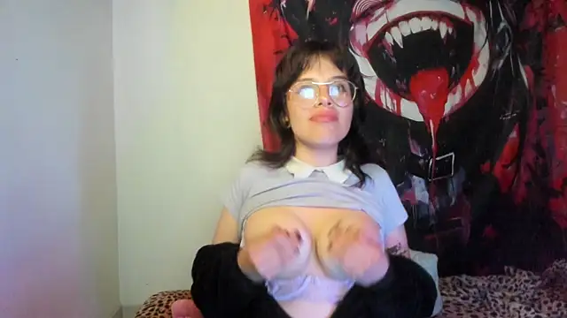 Lucyfx666 online show from October 24, 2025, 4:31 am