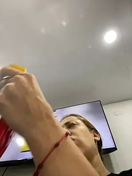 Snapshot of AnnbellaRosse chatting on March 12, 2025, 3:07 pm AnnbellaRosse online show from March 12, 2025, 3:07 pm