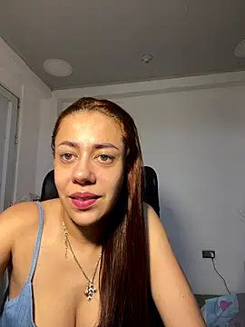 Snapshot of AnnbellaRosse chatting on October 27, 2025, 12:53 pm AnnbellaRosse online show from October 27, 2025, 12:53 pm