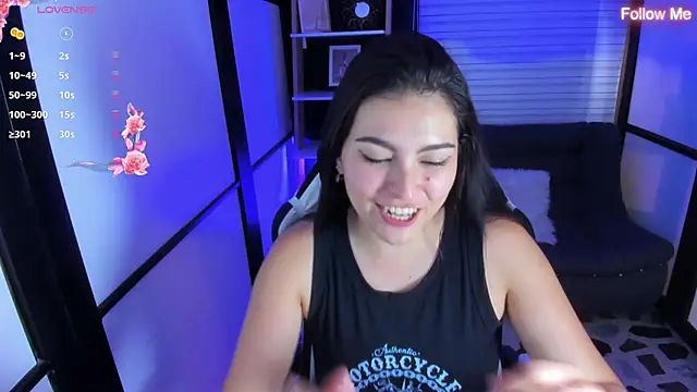 Snapshot of TifanyWhite_ chatting on February 6, 2025, 8:45 pm TifanyWhite online show from February 6, 2025, 8:45 pm