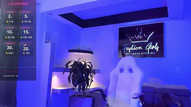 Snapshot of TifanyWhite_ chatting on February 13, 2025, 8:03 pm TifanyWhite online show from February 13, 2025, 8:03 pm