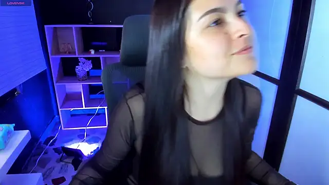 Snapshot of TifanyWhite_ chatting on March 10, 2025, 8:01 pm TifanyWhite online show from March 10, 2025, 8:01 pm