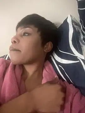 Snapshot of NAUGHTYSHALOTXX chatting on July 30, 2026, 11:37 pm NAUGHTYSHALOTXX online show from July 30, 2026, 11:37 pm