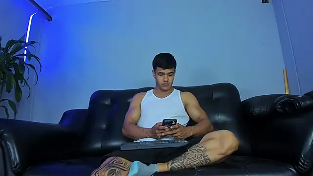 Rob saenz  online show from September 17, 2025, 3:03 pm