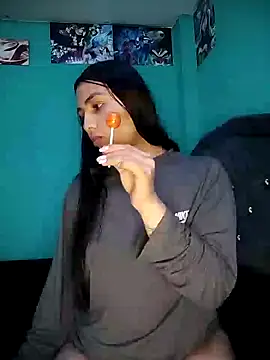 Snapshot of Nahiara_velez chatting on February 21, 2026, 7:48 pm Nahiara velez online show from February 21, 2026, 7:48 pm