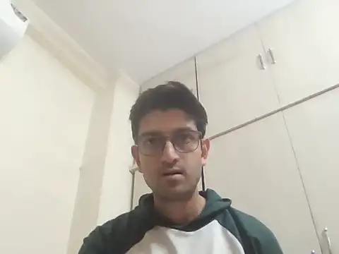 Snapshot of arjun_077 chatting on November 21, 2025, 8:40 pm arjun 077 online show from November 21, 2025, 8:40 pm