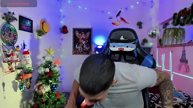 Damian latinxxx online show from November 30, 2025, 3:10 am