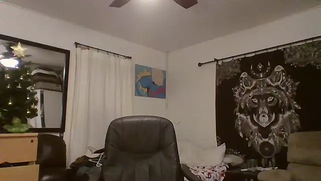 Snapshot of JohnnyDeep187 chatting on December 22, 2024, 5:23 am JohnnyDeep187 online show from December 22, 2024, 5:23 am