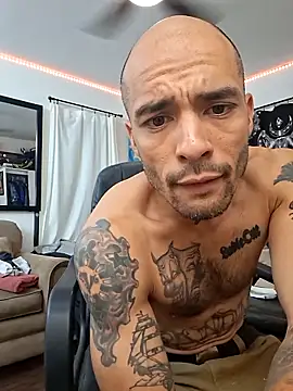 Snapshot of JohnnyDeep187 chatting on October 9, 2025, 6:44 am JohnnyDeep187 online show from October 9, 2025, 6:44 am