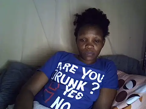 Snapshot of Sweet_serah chatting on June 26, 2026, 6:23 pm Sweet serah online show from June 26, 2026, 6:23 pm