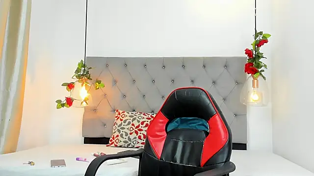 Snapshot of Santy_carrington chatting on December 24, 2024, 12:55 pm Santy carrington online show from December 24, 2024, 12:55 pm