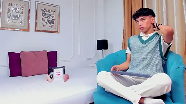 Snapshot of Santy_carrington chatting on December 26, 2024, 6:22 pm Santy carrington online show from December 26, 2024, 6:22 pm