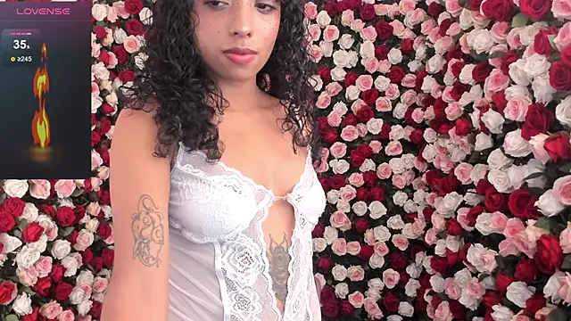 Ariella Ruiz online show from January 7, 2025, 12:31 pm