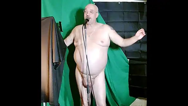 Snapshot of ShamelessMan chatting on September 28, 2025, 7:19 pm ShamelessMan online show from September 28, 2025, 7:19 pm