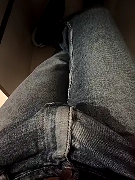 franko1987 online show from November 17, 2025, 5:24 am