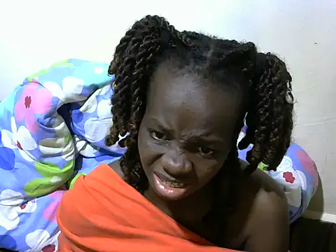 Snapshot of Thicky_kyla chatting on May 16, 2026, 1:02 am Thicky kyla online show from May 16, 2026, 1:02 am