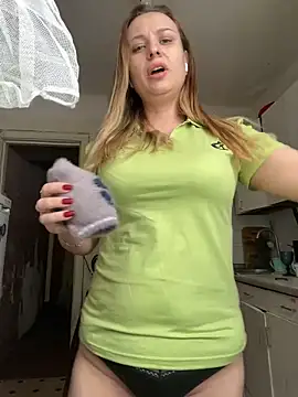 Snapshot of OlgaBuzzz chatting on January 20, 2025, 6:10 am OlgaBuzzz online show from January 20, 2025, 6:10 am