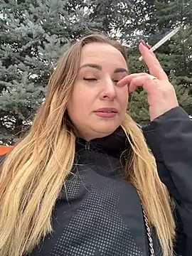 Snapshot of OlgaBuzzz chatting on January 21, 2025, 9:03 am OlgaBuzzz online show from January 21, 2025, 9:03 am