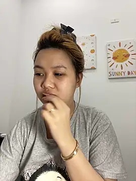 Odette68 online show from March 31, 2026, 12:45 am