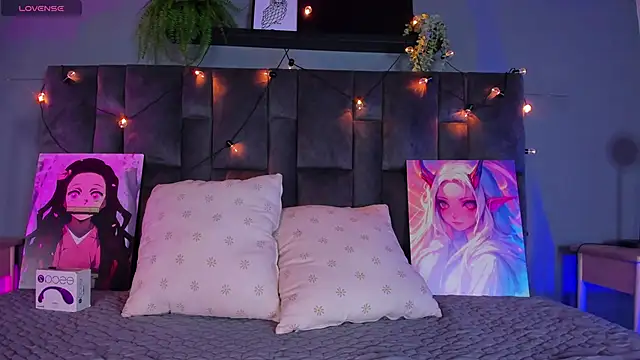 Snapshot of AmbarHills_1 chatting on January 13, 2026, 11:37 am AmbarHills 1 online show from January 13, 2026, 11:37 am