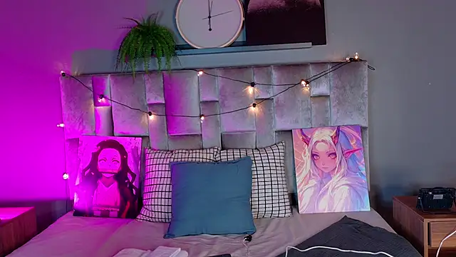 Snapshot of AmbarHills_1 chatting on January 19, 2026, 11:36 am AmbarHills 1 online show from January 19, 2026, 11:36 am