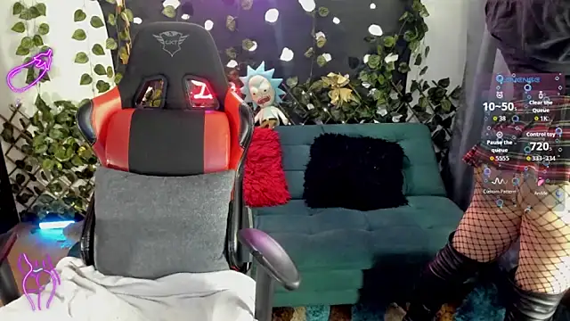 Snapshot of cocochanell6666 chatting on November 25, 2025, 8:03 am cocochanell6666 online show from November 25, 2025, 8:03 am