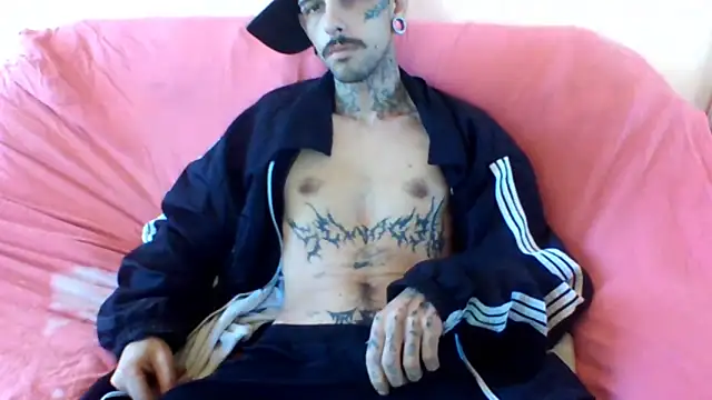 sellvageria online show from November 8, 2025, 2:17 pm