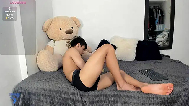 LittleParker online show from October 26, 2025, 1:50 pm