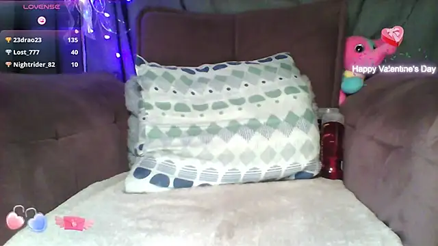 Snapshot of PollyCrush chatting on December 14, 2024, 8:51 pm PollyCrush online show from December 14, 2024, 8:51 pm