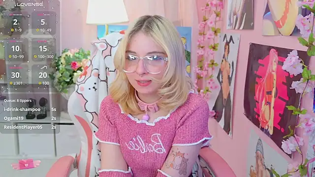 Snapshot of Coconut_Mia chatting on January 22, 2025, 3:31 am Coconut Mia online show from January 22, 2025, 3:31 am