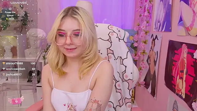 Snapshot of Coconut_Mia chatting on January 25, 2025, 3:51 am Coconut Mia online show from January 25, 2025, 3:51 am