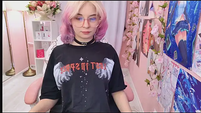 Snapshot of Coconut_Mia chatting on October 7, 2025, 4:26 pm Coconut Mia online show from October 7, 2025, 4:26 pm