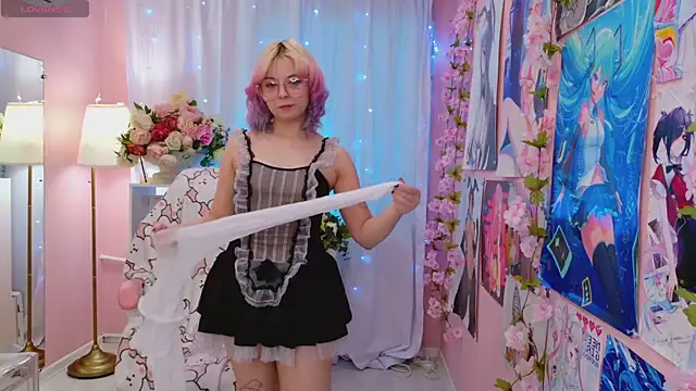 Snapshot of Coconut_Mia chatting on November 13, 2025, 11:58 pm Coconut Mia online show from November 13, 2025, 11:58 pm