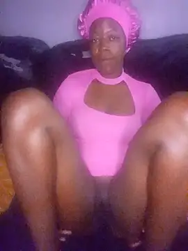 amarrabrown2024 online show from March 10, 2025, 5:22 am