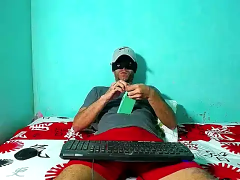 dirty boy horny online show from January 10, 2026, 3:19 am