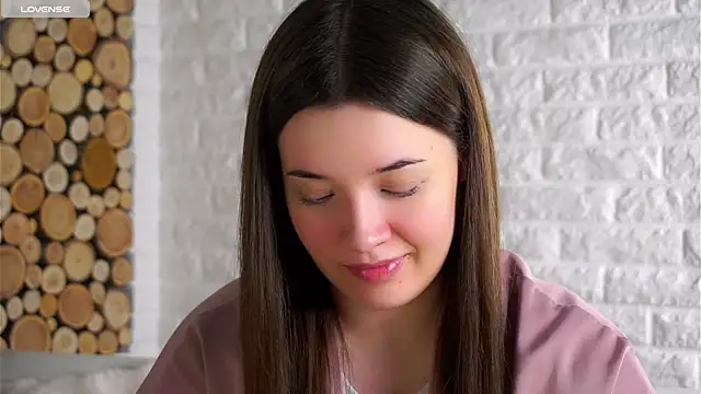 LowOncoming online show from November 22, 2025, 2:10 am