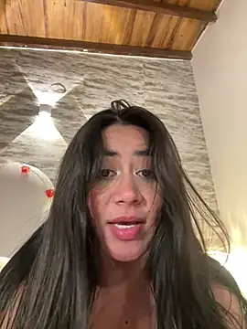  MadiLee  online show from February 3, 2025, 4:04 am