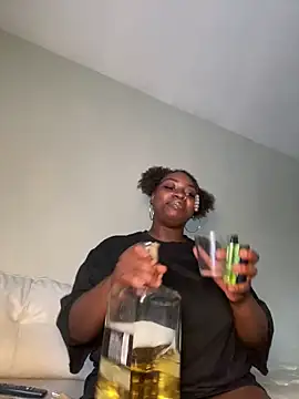 LillShayy online show from June 4, 2026, 12:38 am