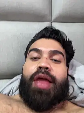 Snapshot of JEAN__TAUREAU chatting on September 17, 2025, 9:16 pm JEAN TAUREAU online show from September 17, 2025, 9:16 pm