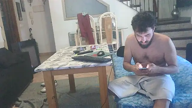 FJcouple online show from January 17, 2025, 3:32 pm