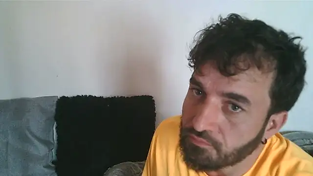 FJcouple online show from February 11, 2025, 4:02 pm