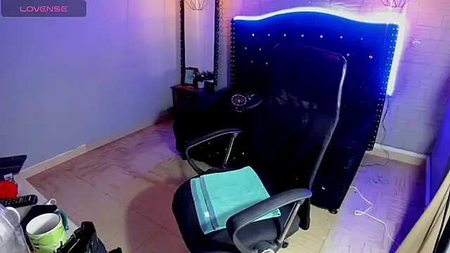 Maria fernandaxxx  online show from January 10, 2025, 1:09 pm