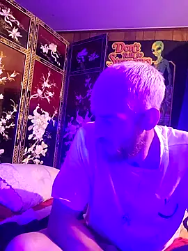 Snapshot of 5g4ever chatting on March 5, 2025, 5:40 am 5g4ever online show from March 5, 2025, 5:40 am