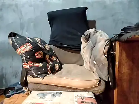 Snapshot of bumbumtatuado chatting on October 16, 2025, 2:01 am bumbumtatuado online show from October 16, 2025, 2:01 am