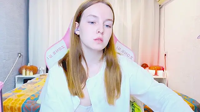 Wild  flowers online show from November 20, 2025, 7:02 pm