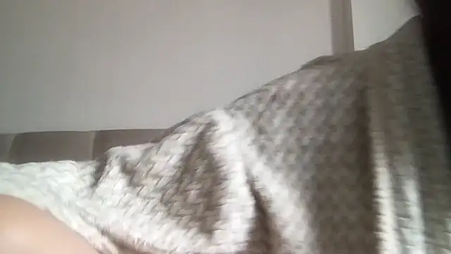 paolajonez online show from October 26, 2025, 12:22 pm