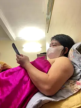 Hachi Sweetbabie  online show from December 19, 2025, 10:44 am