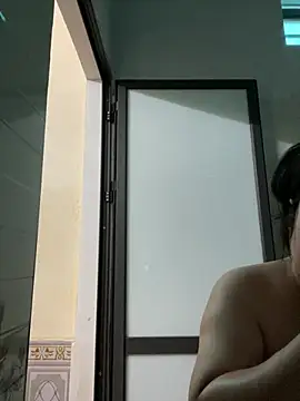 Snapshot of Hachi_Sweetbabie_ chatting on April 4, 2026, 9:29 am Hachi Sweetbabie online show from April 4, 2026, 9:29 am