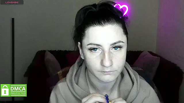 Snapshot of Muse_kitty_jenia chatting on November 12, 2025, 6:30 pm Muse kitty jenia online show from November 12, 2025, 6:30 pm